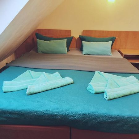 Pension Elmenhorst Elmenhorst/Lichtenhagen Екстериор снимка