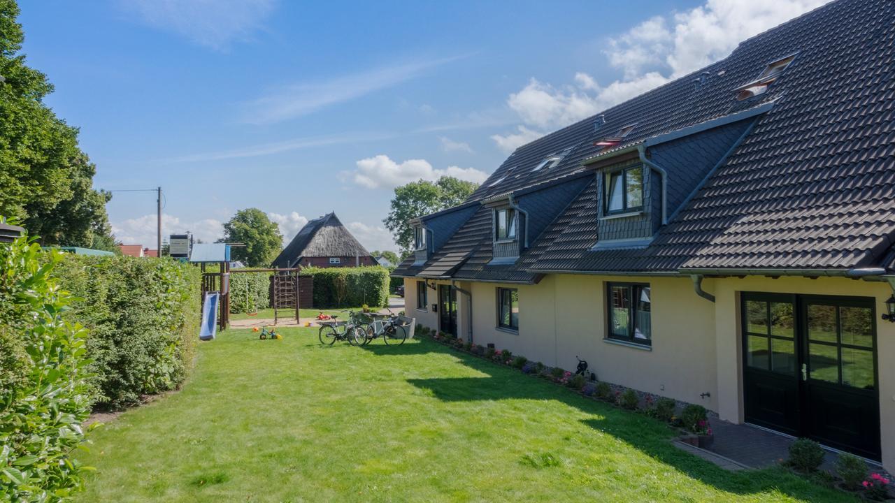 Pension Elmenhorst Elmenhorst/Lichtenhagen Екстериор снимка