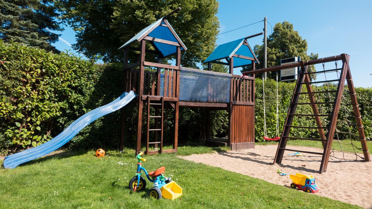 Pension Elmenhorst Elmenhorst/Lichtenhagen Екстериор снимка