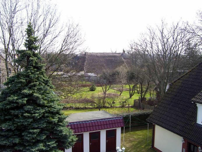 Pension Elmenhorst Elmenhorst/Lichtenhagen Екстериор снимка