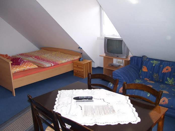 Pension Elmenhorst Elmenhorst/Lichtenhagen Екстериор снимка